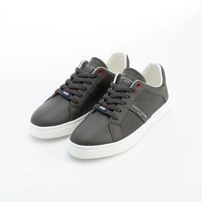Tommy Sneakers